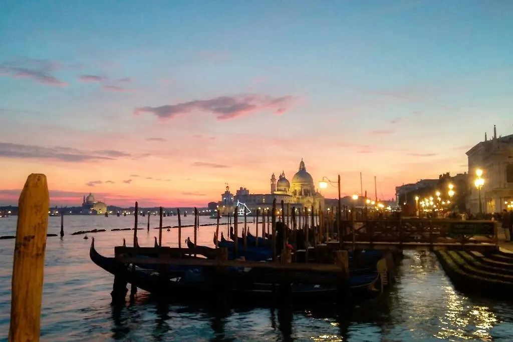 Apartment Feel@Home Venice Biennale Italien